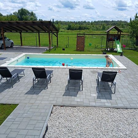 Villa Leona 기에네스디아스 외부 사진