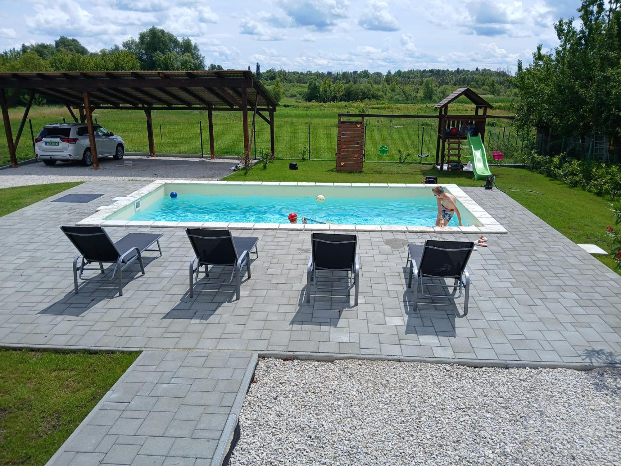 Villa Leona 기에네스디아스 외부 사진